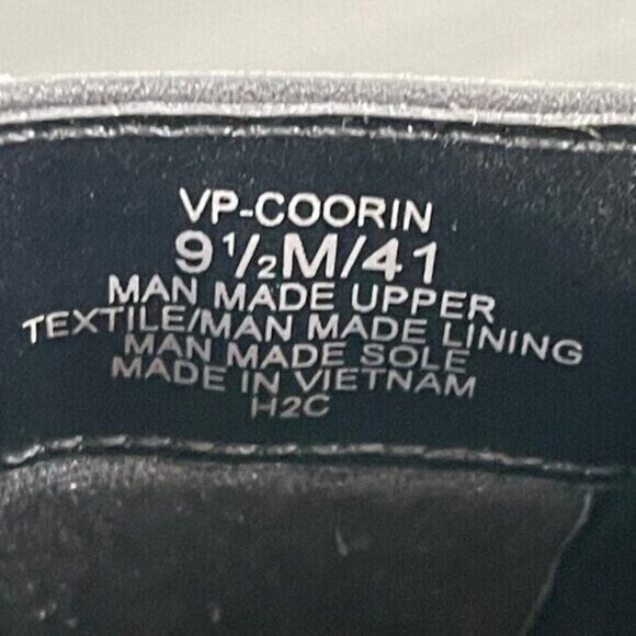 Vince Camuto Coorin Black Leather Ankle Boots 9.5 Gold Zip Block Heel Timeless - Picture 12 of 12